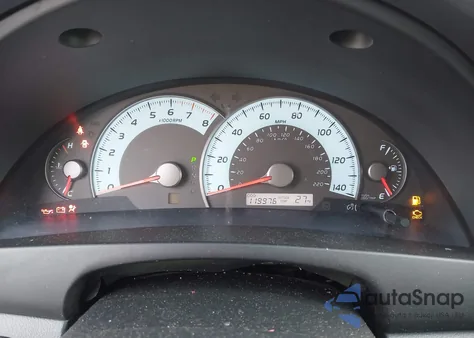 2011 Toyota Camry Se z USA, uszkodzony, nr VIN 4T1BF3EK4BU747014